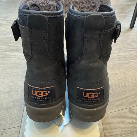 Ugg Duck Boots Women’s Size 7.5 Black Winter Warm Snow Ski Outdoors Hiking - Picture 3 of 10